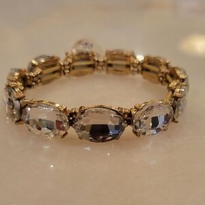 Elegant Gold and Large Crystal Rhinestone Stretch Bracelet NWOT